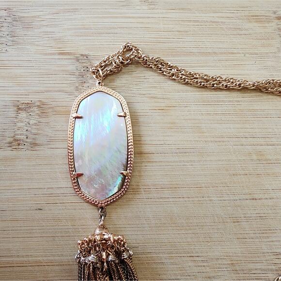 Kendra scott Rose Gold Brown‎ Mother of Pearl Rayne Necklace - Picture 5 of 6